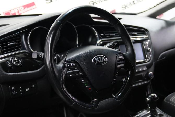 Kia Ceed II Рестайлинг с пробегом 2018 года, цена 1 535 170 рублей, 117533 км, хэтчбек, Автокод Объявления