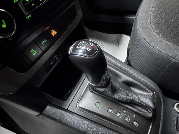 Skoda Yeti I Рестайлинг с пробегом 2014 года, цена 1 400 000 рублей, 135957 км, внедорожник, Автокод Объявления