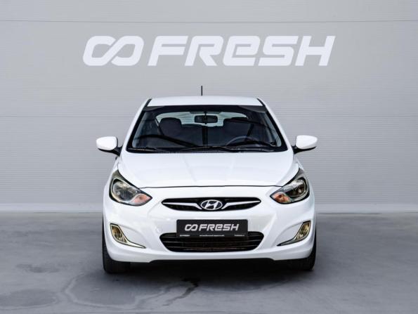 Hyundai Solaris I с пробегом 2012 года, цена 705 000 рублей, 236414 км, хэтчбек, Автокод Объявления