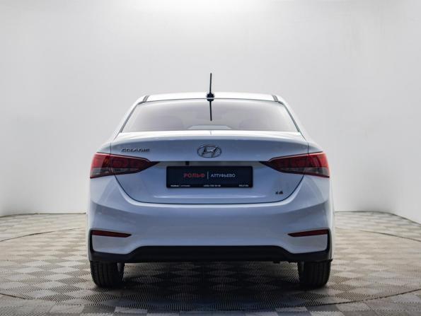 Hyundai Solaris II с пробегом 2017 года, цена 1 200 000 рублей, 149523 км, седан, Автокод Объявления