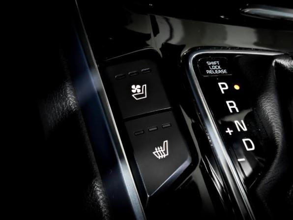 Kia Mohave I Рестайлинг 2 с пробегом 2022 года, цена 4 600 000 рублей, 134413 км, внедорожник, Автокод Объявления