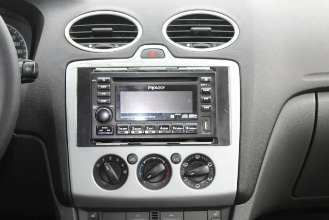 Ford Focus II с пробегом 2007 года, цена 330 000 рублей, 111000 км, седан, Автокод Объявления