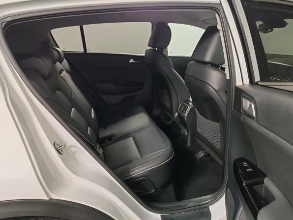 Kia Sportage V с пробегом 2021 года, цена 2 499 000 рублей, 56611 км, внедорожник, Автокод Объявления
