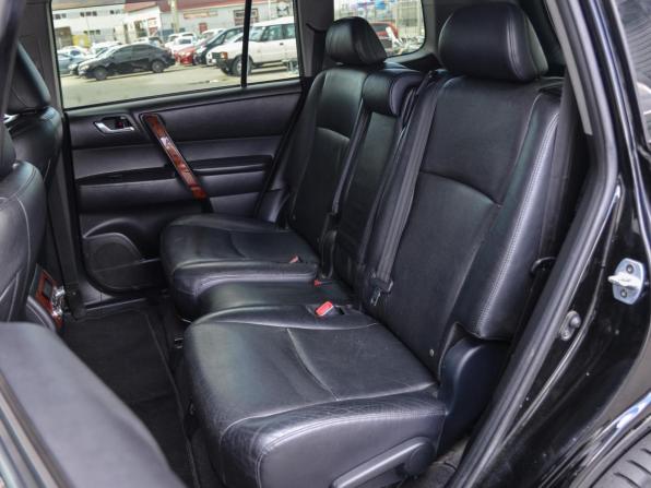 Toyota Highlander II (XU40) Рестайлинг с пробегом 2011 года, цена 2 260 000 рублей, 256898 км, внедорожник, Автокод Объявления