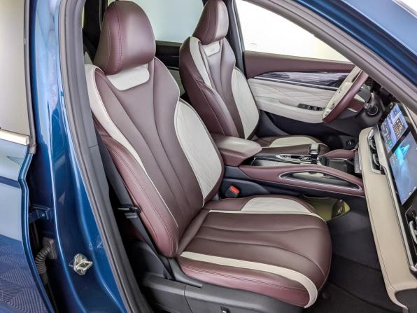 Geely Xingyue L I с пробегом 2023 года, цена 2 720 000 рублей, 97288 км, внедорожник, Автокод Объявления