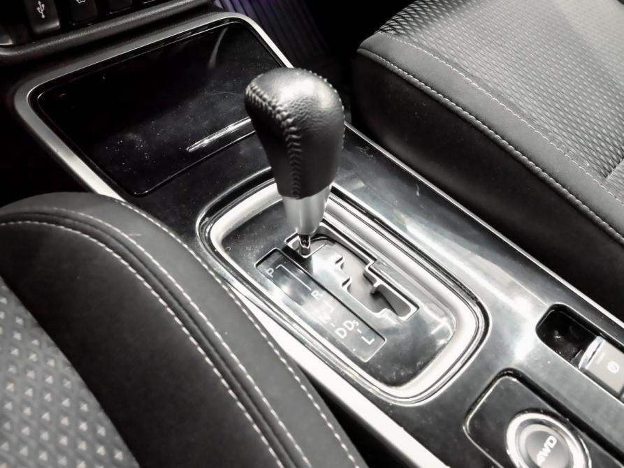 Mitsubishi Outlander III Рестайлинг 3 Екатеринбург  - изображение 16