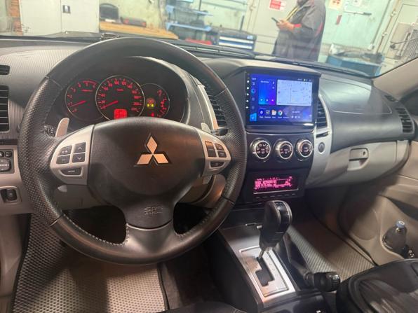 Mitsubishi Pajero Sport II с пробегом 2011 года, цена 1 425 000 рублей, 211196 км, внедорожник, Автокод Объявления