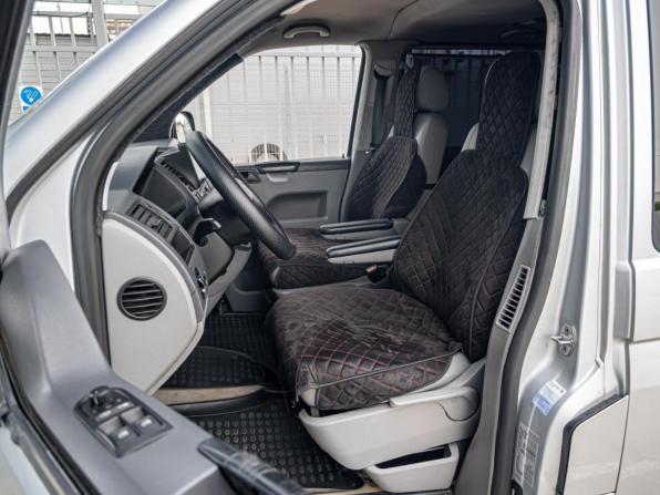 Volkswagen Caravelle T5 с пробегом 2005 года, цена 1 199 000 рублей, 256317 км, минивэн, Автокод Объявления