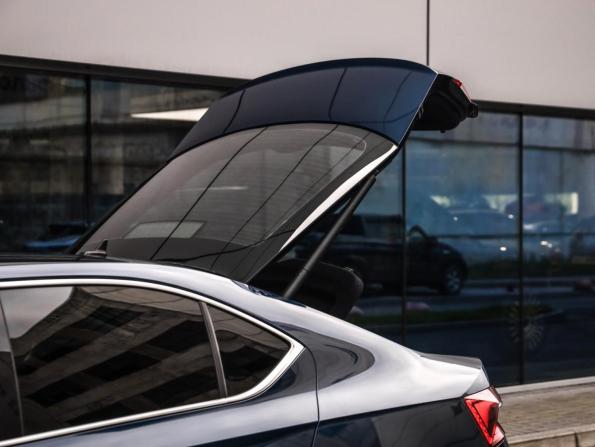 Skoda Superb III Рестайлинг с пробегом 2022 года, цена 3 200 000 рублей, 100015 км, лифтбек, Автокод Объявления