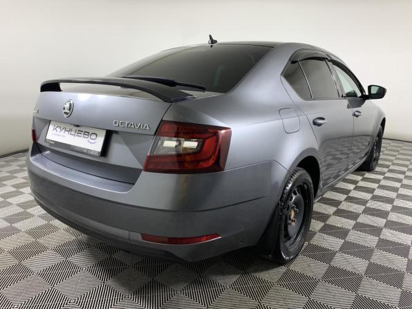 Skoda Octavia III (A7) Рестайлинг с пробегом 2018 года, цена 1 615 000 рублей, 152951 км, лифтбек, Автокод Объявления