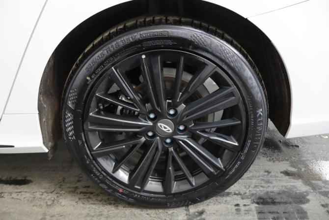Chery Arrizo 8 с пробегом 2025 года, цена 2 449 000 рублей, 3000 км, седан, Автокод Объявления
