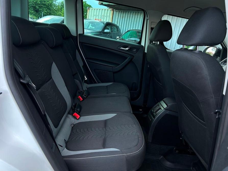 Skoda Yeti I Рестайлинг Санкт-Петербург  - изображение 9
