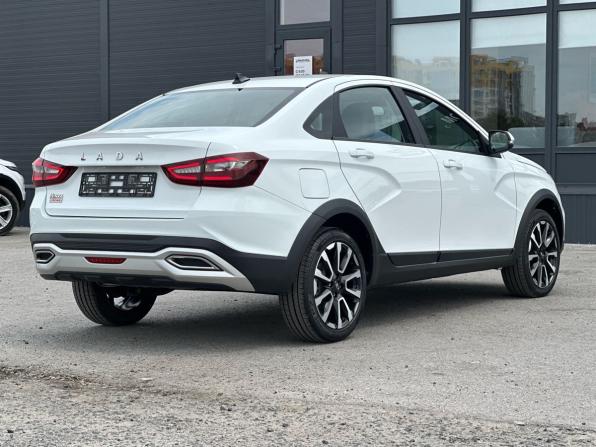 Lada (ВАЗ) Vesta I Рестайлинг (NG) с пробегом 2023 года, цена 1 650 000 рублей, 775 км, седан, Автокод Объявления