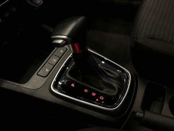 Kia Rio IV Рестайлинг с пробегом 2022 года, цена 1 699 900 рублей, 67765 км, седан, Автокод Объявления