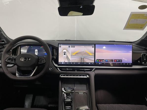Geely Monjaro I с пробегом 2025 года, цена 4 200 000 рублей, 22 км, внедорожник, Автокод Объявления