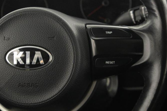 Kia Rio IV Рестайлинг с пробегом 2021 года, цена 999 000 рублей, 82484 км, седан, Автокод Объявления