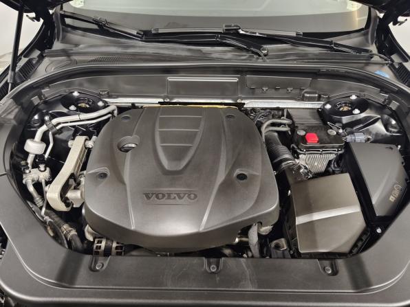 Volvo XC60 II с пробегом 2020 года, цена 3 279 000 рублей, 120782 км, внедорожник, Автокод Объявления