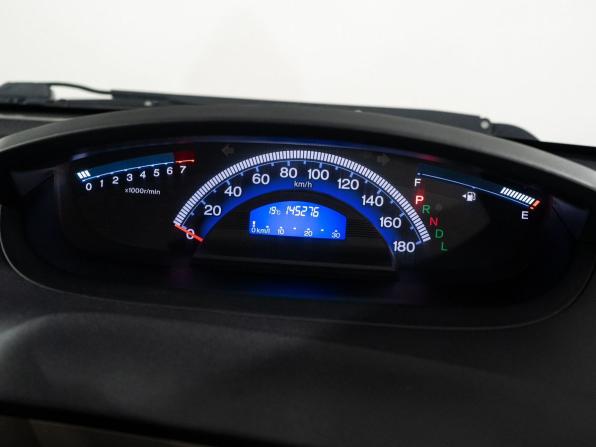 Honda Freed I Рестайлинг с пробегом 2011 года, цена 949 500 рублей, 145276 км, компактвэн, Автокод Объявления
