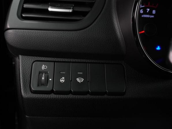 Kia Rio III Рестайлинг с пробегом 2016 года, цена 1 099 000 рублей, 140197 км, седан, Автокод Объявления