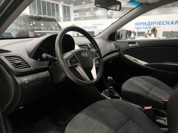 Hyundai Solaris I Рестайлинг с пробегом 2015 года, цена 800 000 рублей, 132308 км, седан, Автокод Объявления