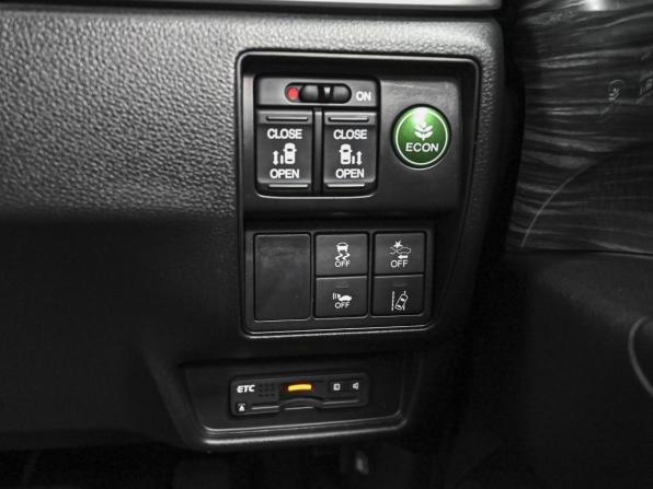 Honda Odyssey V с пробегом 2017 года, цена 2 782 111 рублей, 106874 км, минивэн, Автокод Объявления