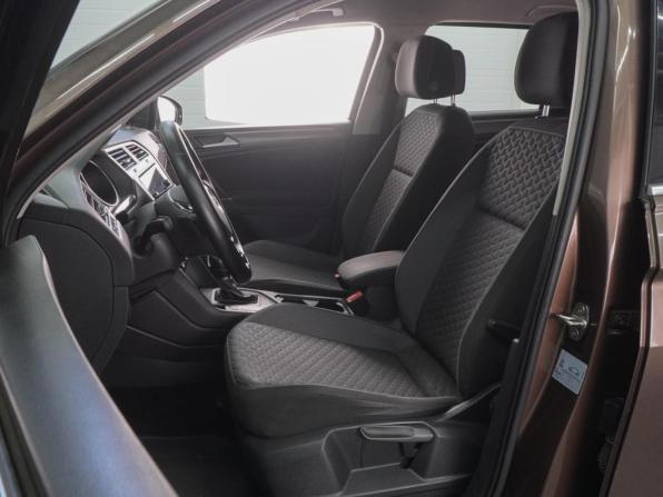 Volkswagen Tiguan II с пробегом 2018 года, цена 1 908 000 рублей, 138028 км, внедорожник, Автокод Объявления