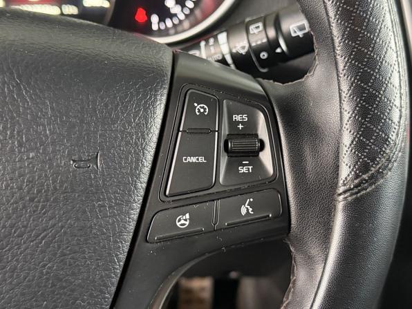 Kia Sorento II Рестайлинг с пробегом 2014 года, цена 1 750 000 рублей, 171885 км, внедорожник, Автокод Объявления