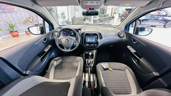 Renault Kaptur I с пробегом 2018 года, цена 1 625 000 рублей, 72000 км, внедорожник, Автокод Объявления