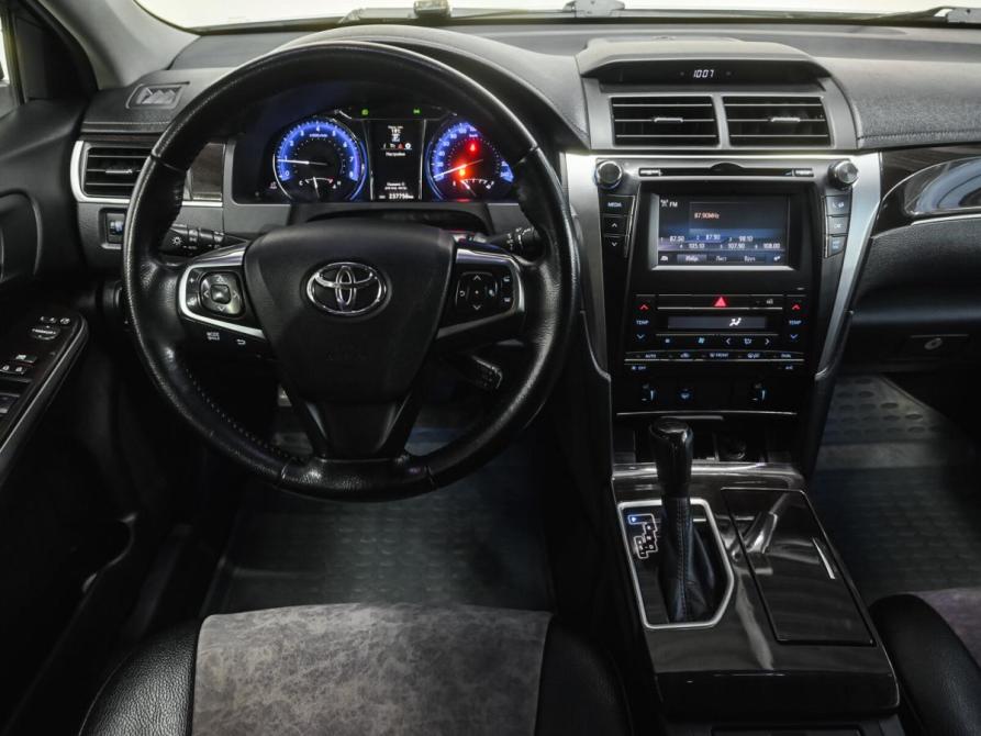 Toyota Camry VII (XV50) Рестайлинг Челябинск  - изображение 23