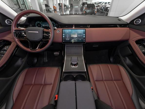 Land Rover Range Rover Evoque II Рестайлинг с пробегом 2025 года, цена 5 580 000 рублей, 50 км, внедорожник, Автокод Объявления