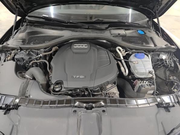 Audi A6 IV (C7) Рестайлинг с пробегом 2015 года, цена 1 690 000 рублей, 194936 км, седан, Автокод Объявления