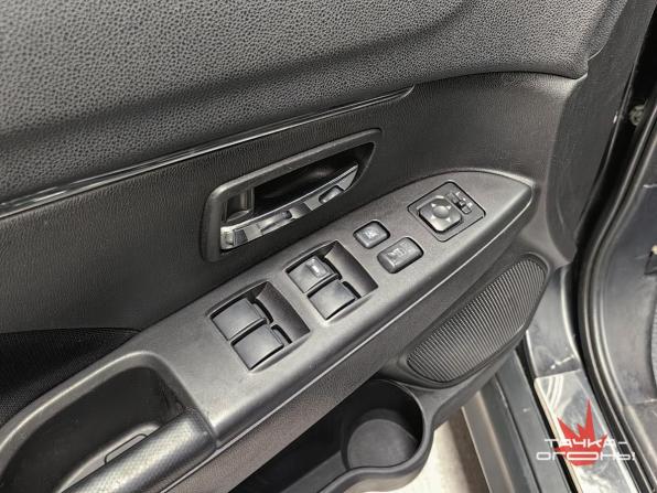 Mitsubishi ASX I с пробегом 2011 года, цена 678 000 рублей, 193000 км, внедорожник, Автокод Объявления