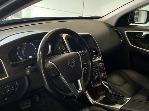 Volvo XC60 I Рестайлинг с пробегом 2015 года, цена 2 397 000 рублей, 111380 км, внедорожник, Автокод Объявления