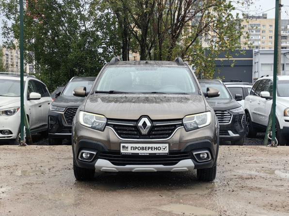 Renault Sandero II Рестайлинг с пробегом 2021 года, цена 1 319 000 рублей, 90000 км, хэтчбек, Автокод Объявления