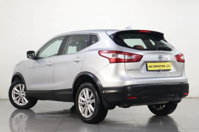 Nissan Qashqai II с пробегом 2018 года, цена 1 879 000 рублей, 74411 км, внедорожник, Автокод Объявления