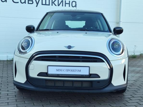 Mini Hatch III (F55/F56) Рестайлинг 2 с пробегом 2021 года, цена 2 799 000 рублей, 28400 км, хэтчбек, Автокод Объявления