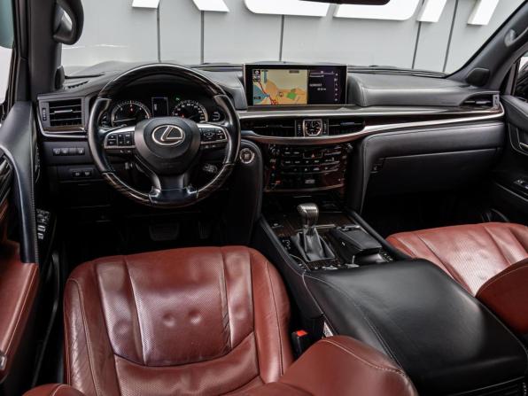 Lexus LX III Рестайлинг 2 с пробегом 2017 года, цена 7 040 000 рублей, 141816 км, внедорожник, Автокод Объявления