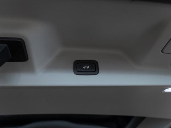 Land Rover Range Rover IV с пробегом 2013 года, цена 3 140 000 рублей, 176502 км, внедорожник, Автокод Объявления
