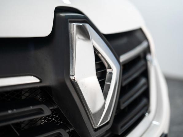 Renault Sandero II Рестайлинг с пробегом 2018 года, цена 975 000 рублей, 123976 км, хэтчбек, Автокод Объявления