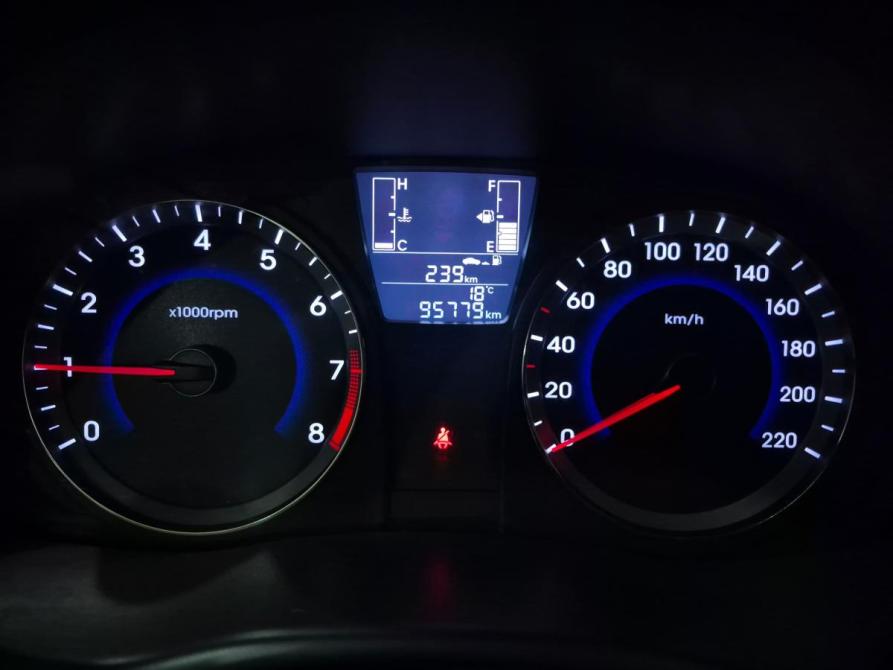 Hyundai Solaris I Рестайлинг Альметьевск  - изображение 14