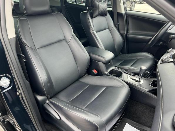 Toyota RAV4 IV (XA40) Рестайлинг с пробегом 2019 года, цена 3 190 000 рублей, 36520 км, внедорожник, Автокод Объявления