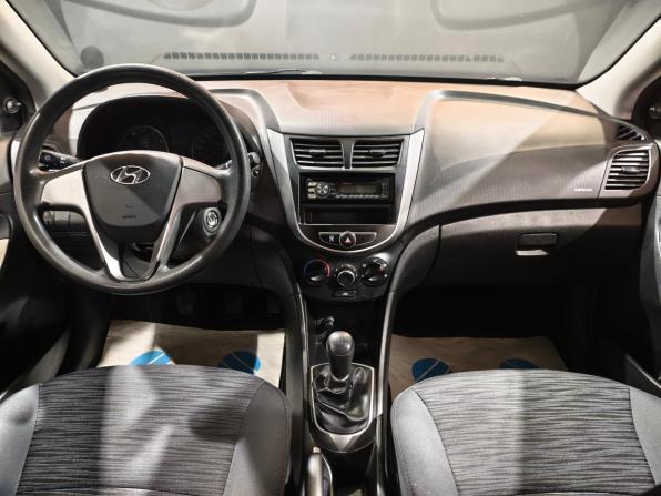 Hyundai Solaris I Рестайлинг с пробегом 2016 года, цена 960 000 рублей, 48000 км, хэтчбек, Автокод Объявления