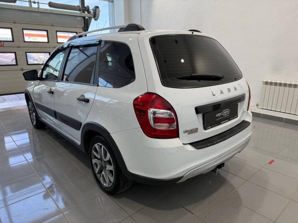 Lada (ВАЗ) Granta I Рестайлинг с пробегом 2023 года, цена 920 000 рублей, 39741 км, универсал, Автокод Объявления