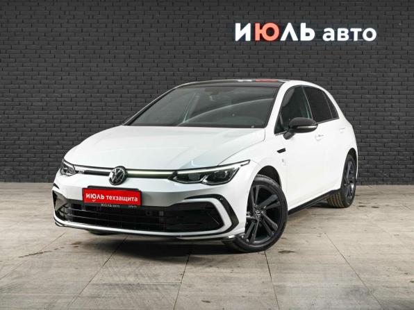 Volkswagen Golf VIII с пробегом 2024 года, цена 3 860 000 рублей, 5303 км, хэтчбек, Автокод Объявления