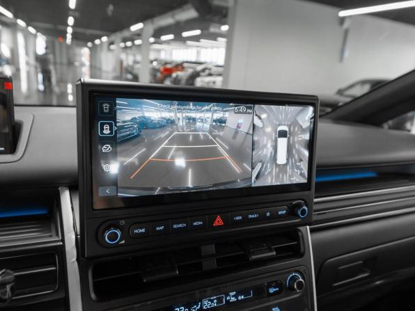 Hyundai Staria I Рестайлинг с пробегом 2026 года, цена 7 250 000 рублей, 42 км, минивэн, Автокод Объявления
