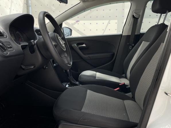 Volkswagen Polo V с пробегом 2014 года, цена 1 075 000 рублей, 112298 км, седан, Автокод Объявления