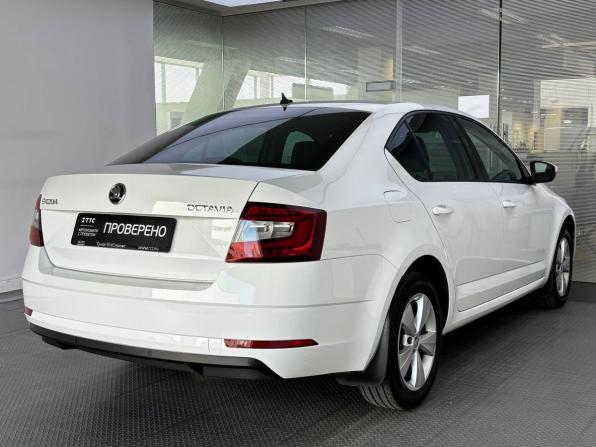 Skoda Octavia III (A7) Рестайлинг с пробегом 2018 года, цена 1 995 000 рублей, 134213 км, лифтбек, Автокод Объявления