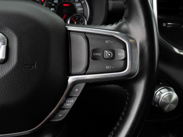 Ram 1500 V с пробегом 2021 года, цена 5 648 000 рублей, 105834 км, offers.body_type.unknown, Автокод Объявления