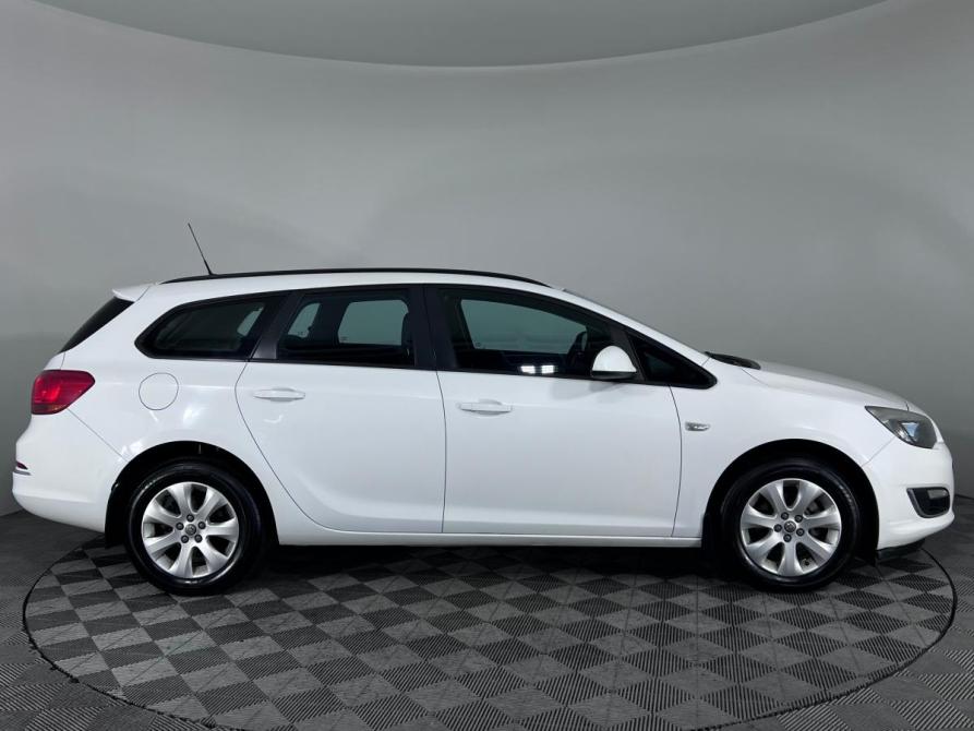 Opel Astra J Рестайлинг Ростов-на-Дону  - изображение 8
