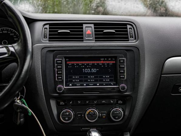 Volkswagen Jetta VI с пробегом 2013 года, цена 717 000 рублей, 269072 км, седан, Автокод Объявления